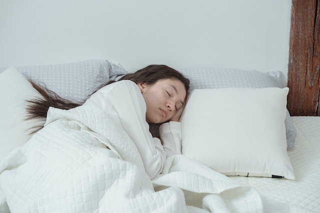 Avoid These Five Foods At Night To Sleep Like A Baby