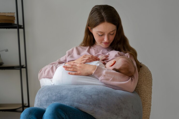 Expert Tips On How To Help Your New Born Sleep Well Those First Few Nights