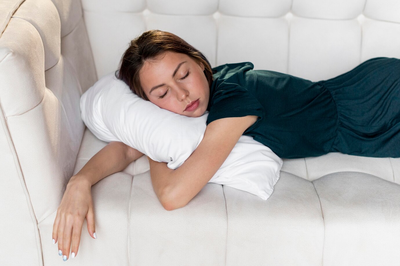 Fitness Coach Shares Simple Breathing Techniques For Better Deeper Sleep